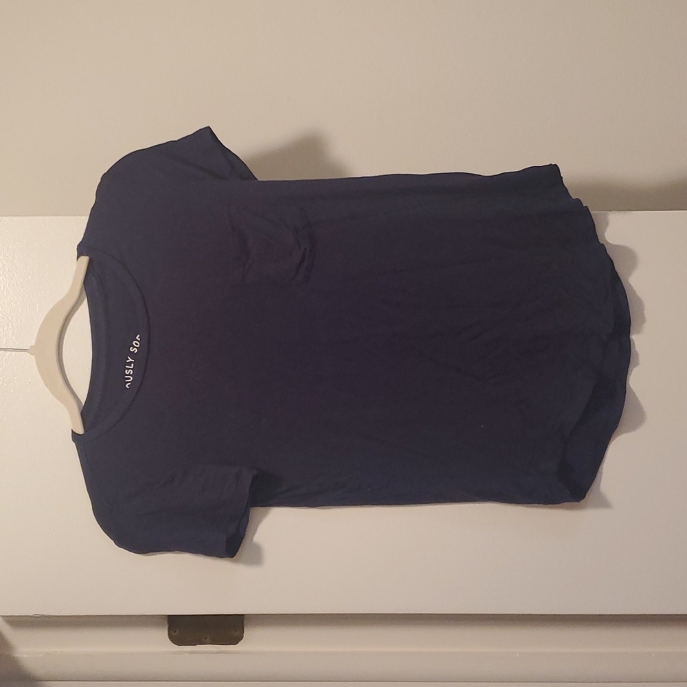Aeropostale tee shirt